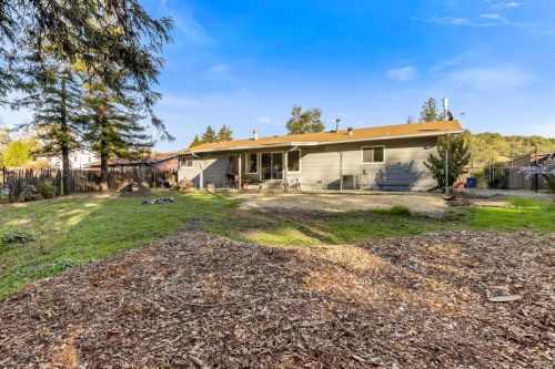 3068 Westerly Pl, Ukiah CA  95482-3515 exterior