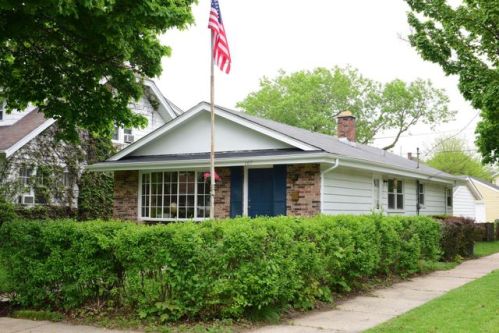 167 James St, Waukesha, WI 53186-5563