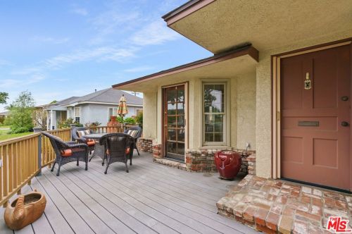 5325 Walkerton St, Long Beach, CA 90808-1945