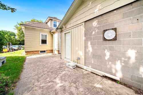 69 Allds St, Nashua NH 03060-4660 exterior