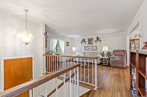 335 Somerston Rd, Yorktown Hgts, NY 10598-2132