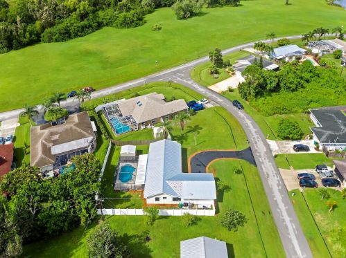 1421 Bernardo Ter, Fort Pierce, FL 34952-5402