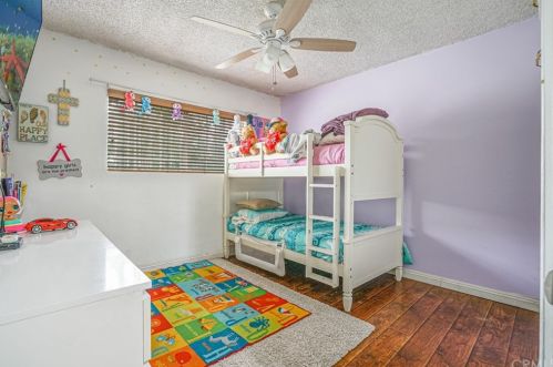 1140 71st Way, Long Beach CA  90805-1032 exterior