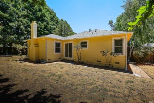 7602 Elphick Rd, Sebastopol, CA 95472-4751