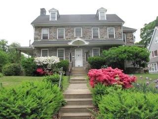 3200 Midvale Ave, Philadelphia PA  19129-1012 exterior