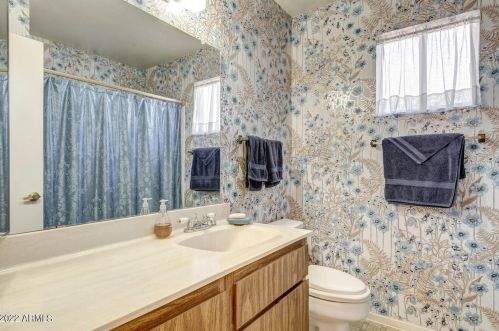 3651 Aire Libre Ave, Phoenix AZ 85032-2812 exterior