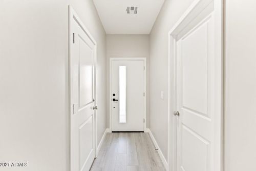 4815 37 Ave, Phoenix AZ 85053-4604 exterior