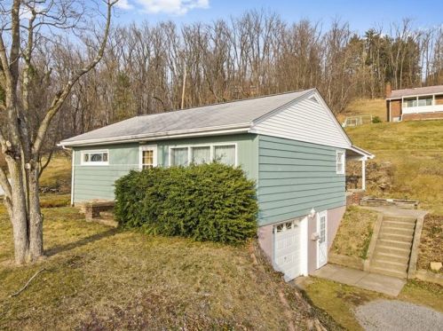 173 Spruce St, New Brighton, PA 15066-3335