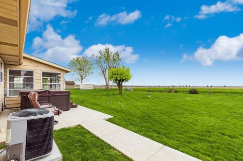 391 Waverly Ave, Washington Ch OH  43160-2464 exterior