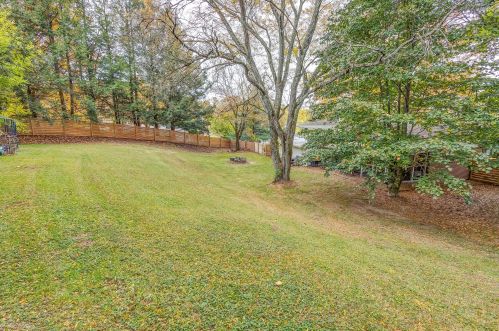 302 Teryl Dr, Mount Vernon OH  43050-2938 exterior