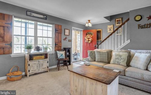 314 Faith Dr, Blandon, PA 19510-9603