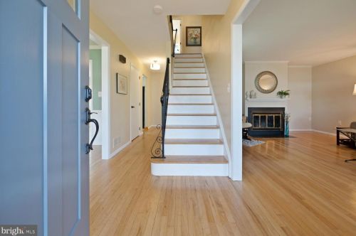 28 Fieldston Rd, Princeton NJ 08540-6429 exterior