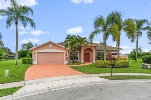 105 Greenwood Pl, West Palm Beach, FL 33411-8284