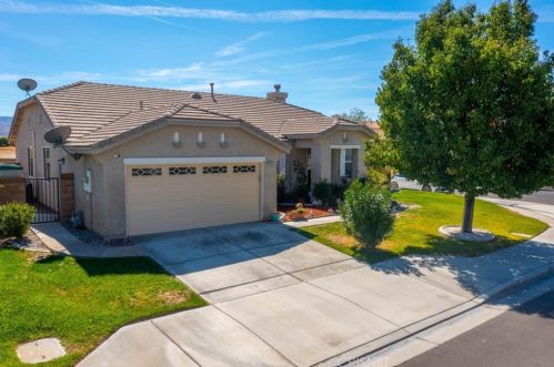4554 Avenue, Lancaster, CA 93535-7712