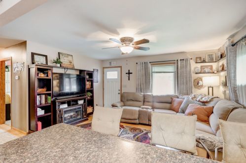 3221 98, Milwaukee WI 53214-2637 exterior