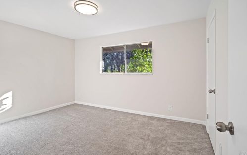 930 Live Oak Ave, Ukiah CA  95482-3733 exterior