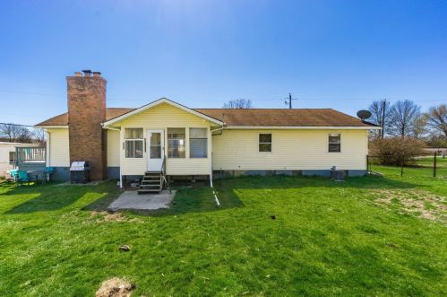 12924 Cleveland Rd, Pataskala OH 43062-8817 exterior