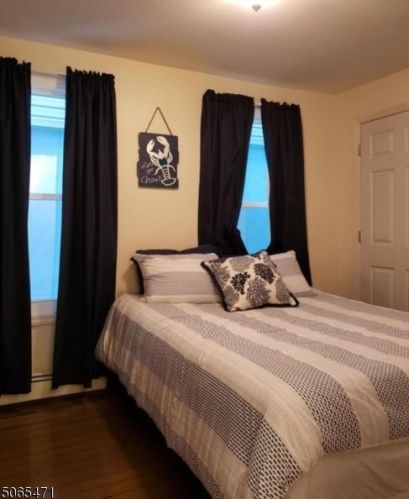 239 Bay Ave, Monmouth Hills, NJ 07732-1537