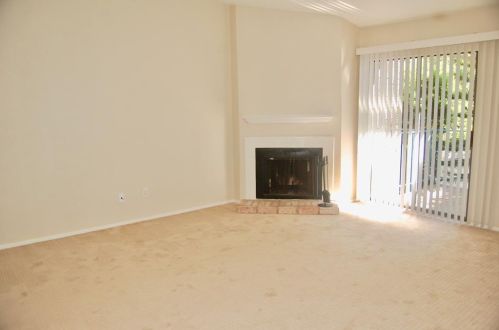7094 Holiday Dr, Galveston, TX 77550-3030