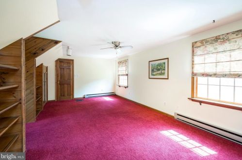 209 Knapp Rd, Lansdale PA 19446-1731 exterior