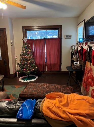 187 Logan Ave, Hermitage, PA 16146-1235
