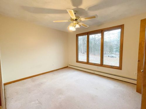 8 Falcon Crest Dr, Providence RI  02919-3100 exterior