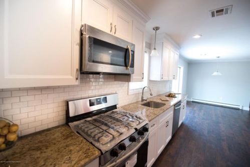 26 Spark Dr, Bricktown, NJ 08723-7466