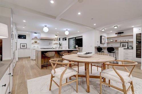 413 Bayview Dr, Manhattan Beach CA  90266-5717 exterior