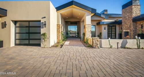 9919 Aleka Way, Scottsdale, AZ 85262-3683