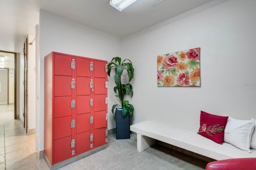 410 Tennis Ln, Lake Mary FL  32746-2526 exterior