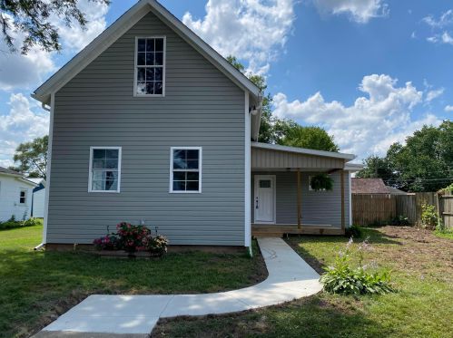 203 Center St, Mount Vernon, OH 43050-3620