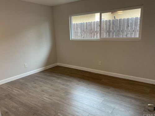 1924 Hunter Rd, Colton CA  92324-1312 exterior