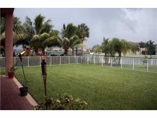 19524 51st Ct, Hollywood FL  33029-6281 exterior