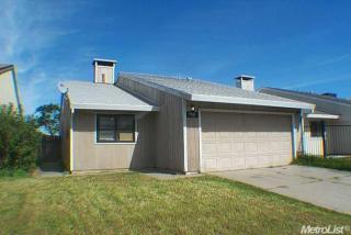 7521 Golf Club Ct, Sacramento, CA 95828-4865