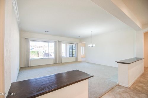 3842 Ravenswood Dr, Gilbert, AZ 85298-9135