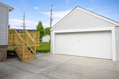 8150 Harrison Ave, Hammond IN  46321-1619 exterior