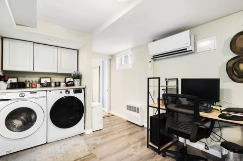 106 Halyan Rd, Yorktown Hgts NY  10598-4304 exterior