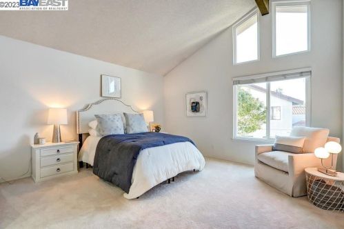 32824 Oakdale Ct, Union City CA  94587-5426 exterior