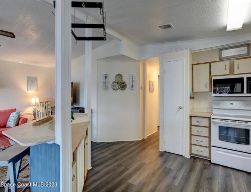 814 Lychee Dr, Sebastian FL  32976-2572 exterior