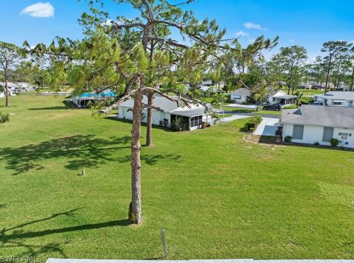 18 Dawn Flower Cir, Lehigh Acres FL 33936-7355 exterior