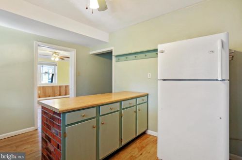 13070 Old Valley Pike, Edinburg VA  22824-3144 exterior