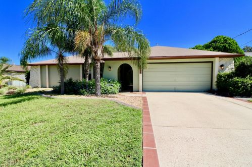 9151 Geneva St, Brooksville, FL 34608-6209