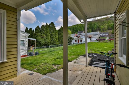 531 Washington St, Slatington PA  18080-1616 exterior