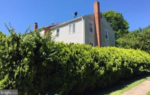 9424 Goshen Ln, Springfield VA  22015-1907 exterior