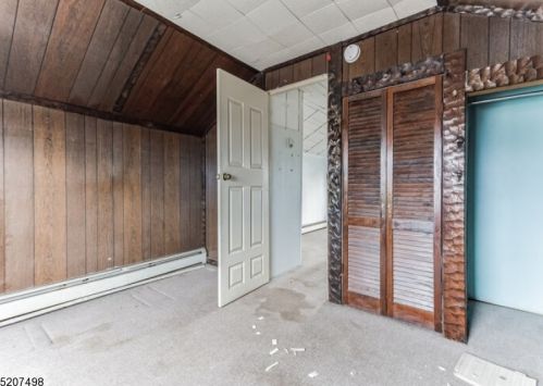 105 Brinkerhoff St, Ridgefield Park NJ  07660-1905 exterior