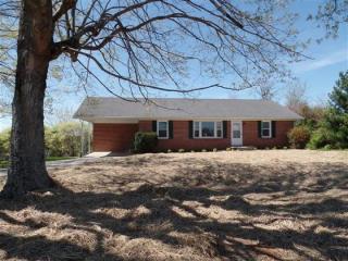 4677 Old Sparta Rd, Cookeville, TN 38506-5952