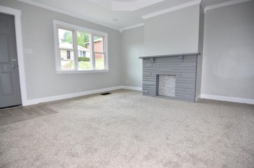 239 Mary St, Whitaker PA  15120-2624 exterior