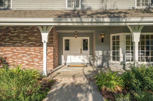 1022 Oak Canyon Ln, Glendora CA  91741-2256 exterior