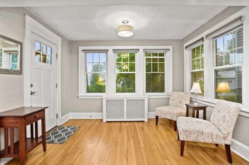 97 Ogden Rd, Stamford, CT 06905-3210
