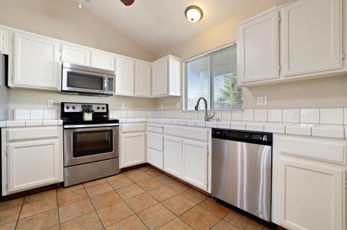 5204 Dolcetto Way, Salida CA  95368-9509 exterior